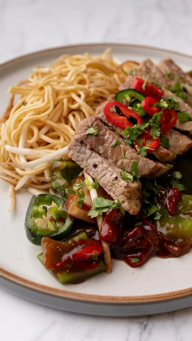 WHY PREPKING 💭⬇️⬇️

What sets Prepking apart from the other meal prep companies ❓❓

Quality 🥇 We only use the highest quality produce from premium cuts of meat including British 🇬🇧 flat iron steak 🥩 we only use fresh ingredients 

Protein content 💪🏼 All our meals on average have 45g of protein !! On average 10-15g more than the industry competitor 👌🏼

Lifestyle friendly Macro and calorie spilt 📈🙌🏼 Meals are designed to fit in with most people’s lifestyle, on average our meals contain 450 calories 45g protein 45-50g carbs and 10-15g fats

No hidden rubbish 🤢 we don’t use any seed oils,preservatives,E numbers our add processed sugars 🩺📈 

#gym #mealprep #training #gymlifestyle #meal #healthyfood #healthylifestyle #health #dinner #lunch #feelgood #life #fitness #happy